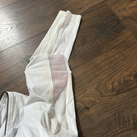 ALO yoga zip jacket with mesh detail. - Picture 6 of 7